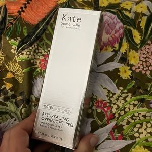 Kate Somerville Resurfacing overnight peel